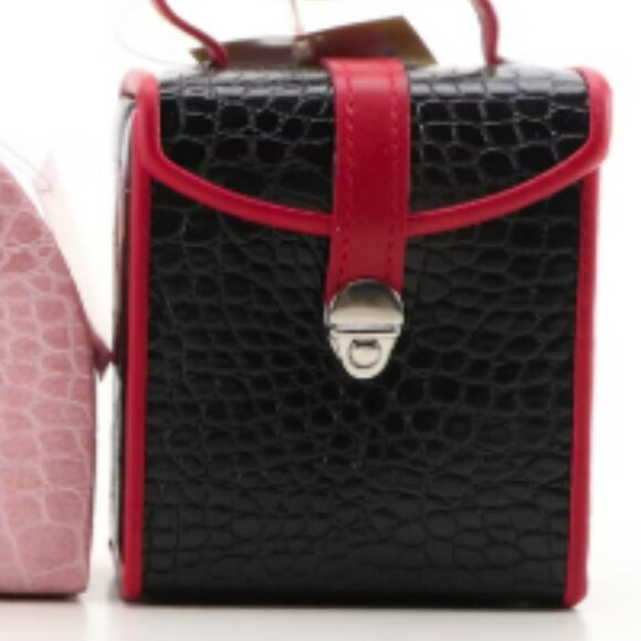 Alten International Purse Style Faux Crocodile Traveling Jewelry Cases - Picture 9 of 11